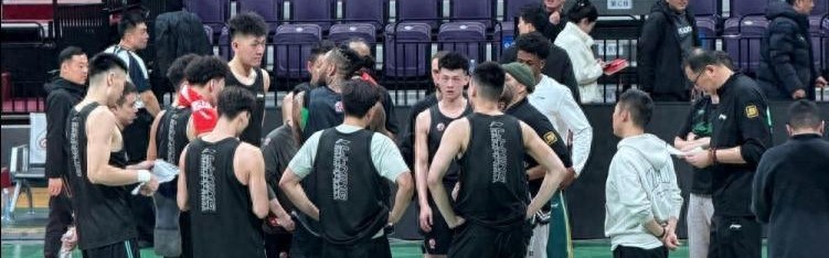 开云下载-首秀15分！辽篮新外援合格，赵继伟有两帮手，杨鸣回归有1个障碍